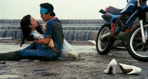 Il maestro del bondage, Ropu Gimu, presenta una scena di dominazione intensa e sensuale, dove l'arte della corda incontra il piacere adulto. Esplora un mondo di sottomissione e controllo tra adulti consenzienti, con dettagli avvincenti e atmosfere cariche di eccitazione. Video Porno - SpankBang