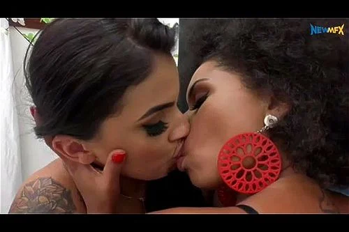 Lesbian Hot Kissing thumbnail