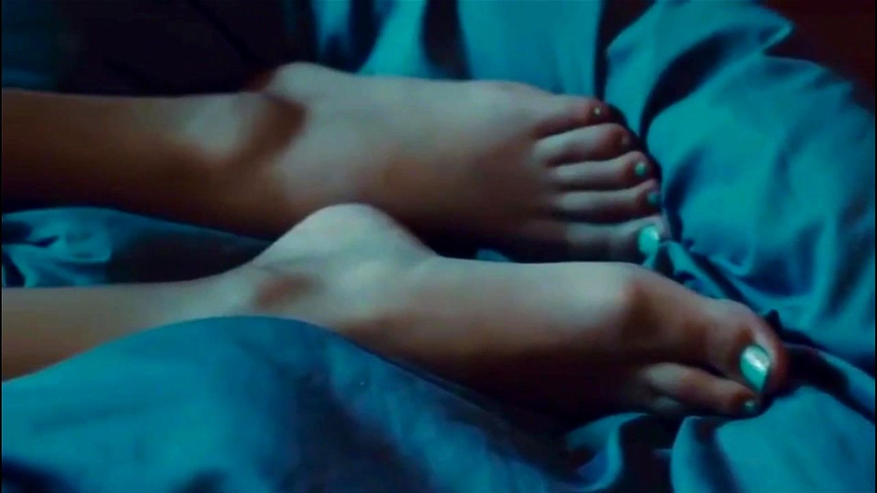 Watch Taylor Swift Feet - Feet, Foot, Babe Porn - SpankBang