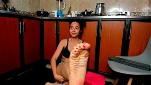 Sexy cam feet thumbnail