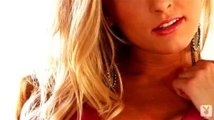 Hot Blondes thumbnail