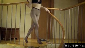 pantyhose solo thumbnail