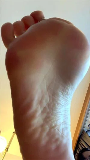 Feet thumbnail