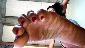 feet thumbnail