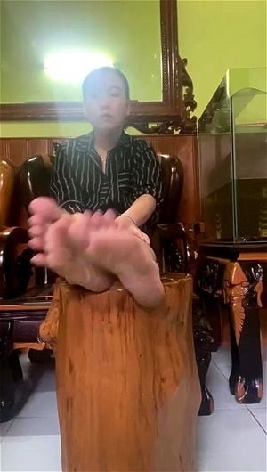 Feet thumbnail