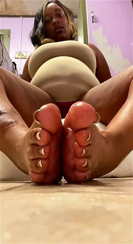 Ebony feet thumbnail