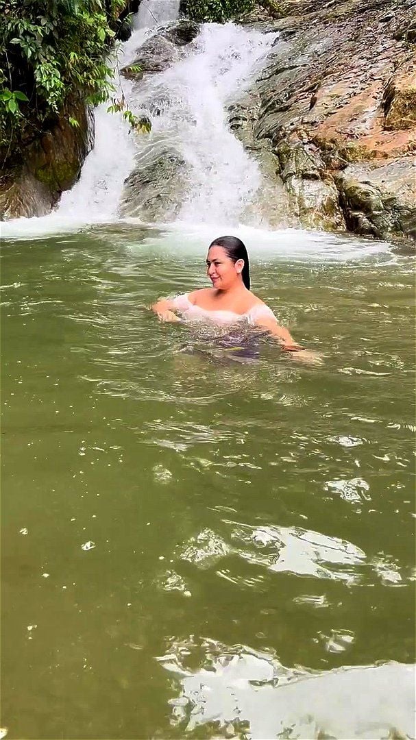 Tatiana Trelles Ecuador River bath