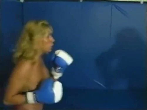 topless boxing  imej kecil