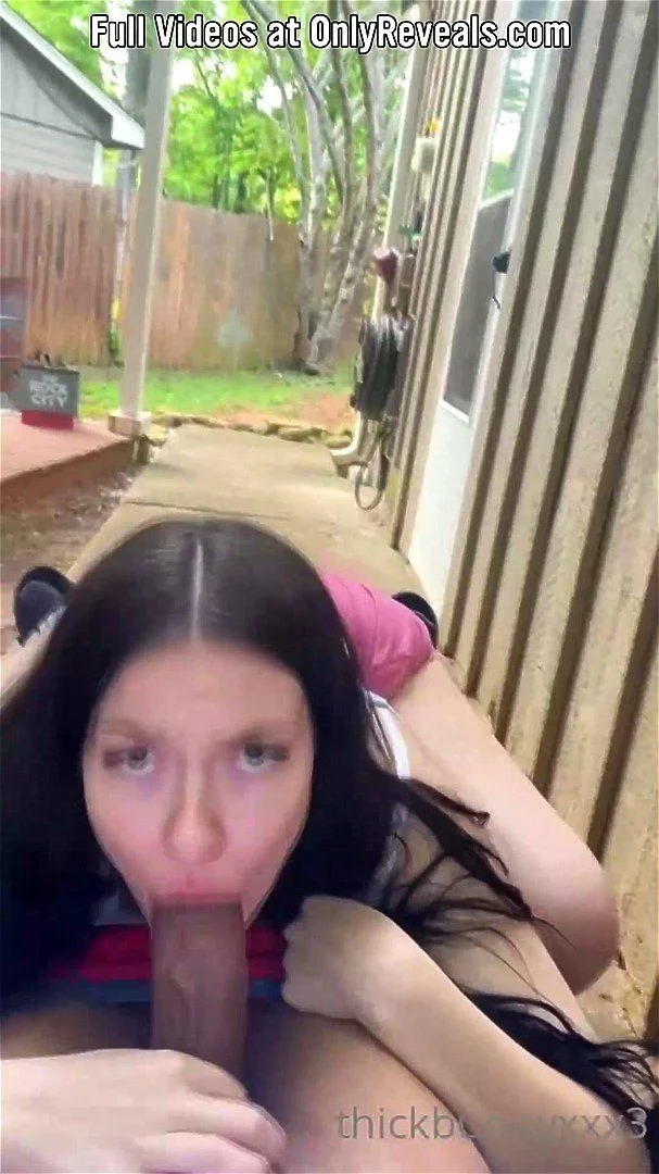 Onlyfans Brunette POV BBC Blowjob Interracial Outdoor