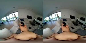 Curvy VR thumbnail