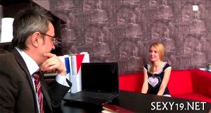 Watch from 0:00:27