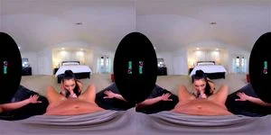 Latina vr  thumbnail