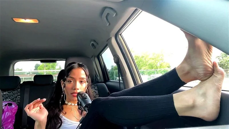 Slim Latina Girl Feet Arches & Toes Car ASMR