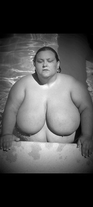 Частное ню галереи жирных толстушек (59 фото) - секс и порно rebcentr-alyans.ru