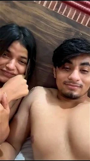 Paki girl having fun with bf