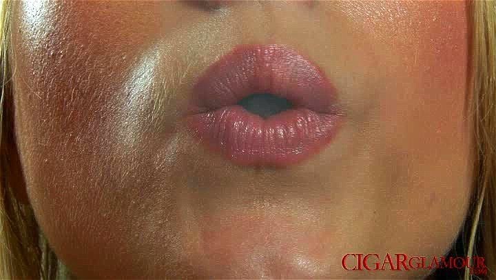 Cigar Bitch Cigar Bitch