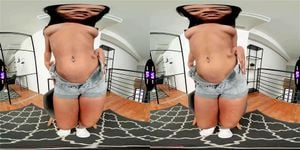 VR Latina thumbnail