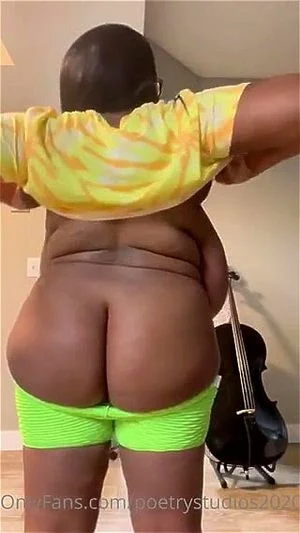 Tits thumbnail