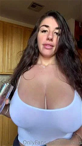 Big tits thumbnail