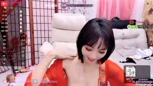Watch from 0:01:39