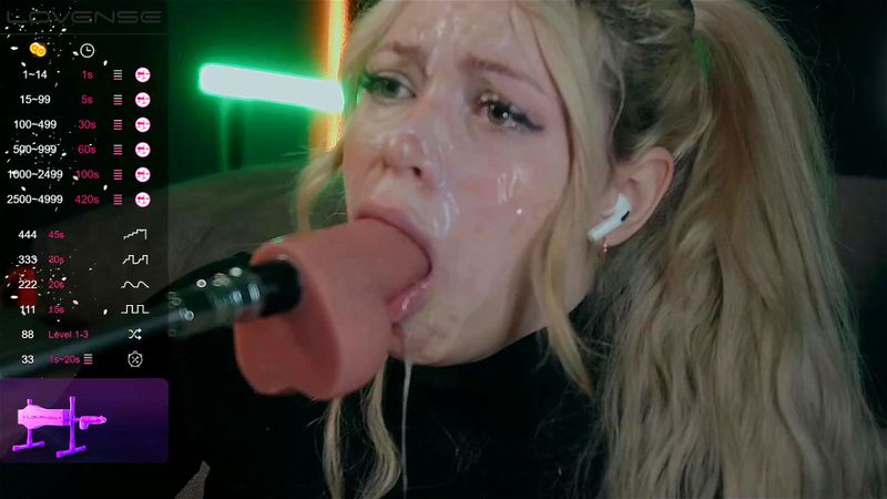 Sn dildo blowjob