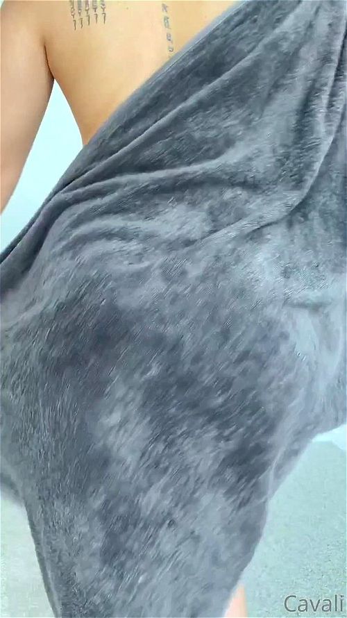 魅力的な美尻 エロ動画 - SpankBang