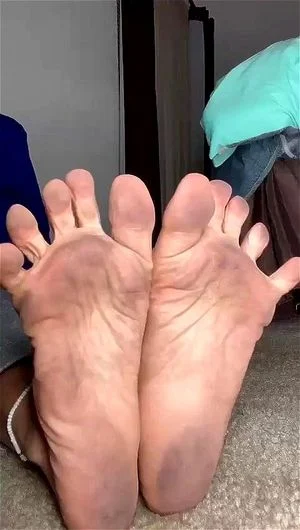 dirty feet thumbnail
