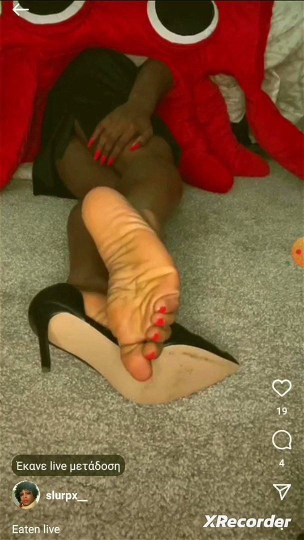 Tranny vored feet pt.1