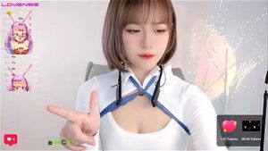 chinese LL pussy play  thumbnail