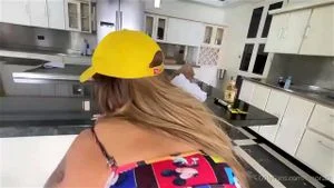 Watch from 0:05:35