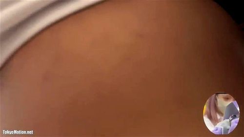 魅力的な女性の親密な映像で、大胆に誘惑と優雅さを探求します。 エロ動画 - SpankBang