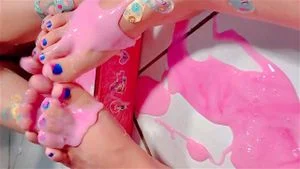 Watch from 0:00:27