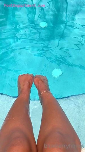 FJ - White Toes thumbnail