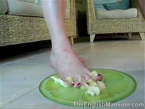 Eating food, insoles and footdust thumbnail