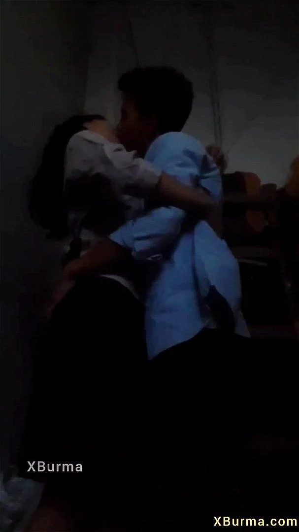 Asian Myanmar Couple Homemade (သာကေတသူလေး)ငါလိုးမအတွဲ ထန်ချက် Asian Myanmar Couple Homemade (သာကေတသူလေး)ငါလိုးမအတွဲ ထန်ချက်