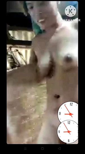 Watch from 0:00:35