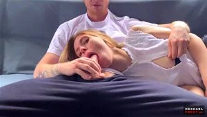 Lap blowjob thumbnail