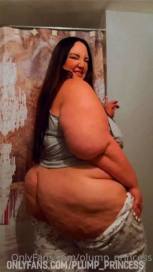 Beautiful Jap BBW uncensored  thumbnail