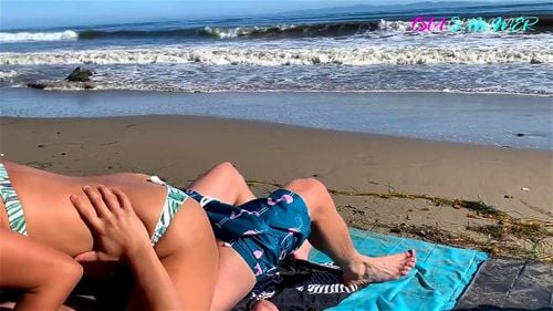 Asian Beach Sex - Watch Beach Quickie - Beach Sex, Asian, Public Porn - SpankBang
