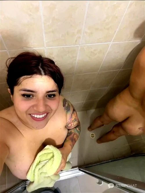 Lesbians latinas shower