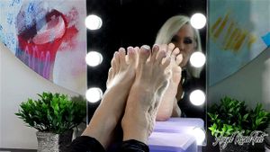 Angel Kissed Feet thumbnail