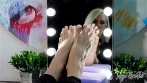 angel feet thumbnail