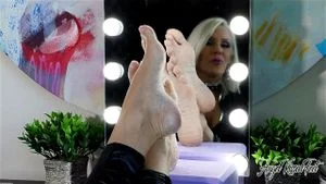 Nikki Ashton/ Angelkissedfeet thumbnail