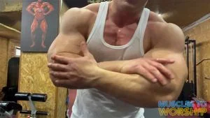 Muscle Worship thumbnail