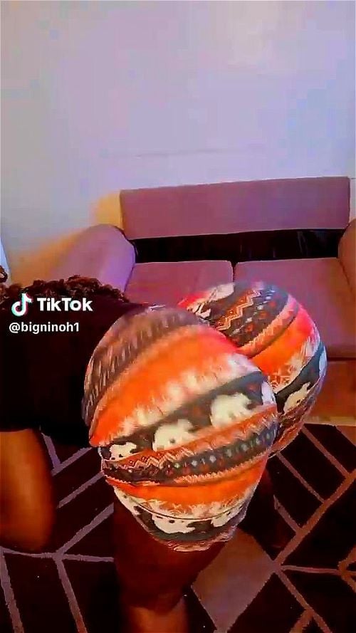 Big ass from Tic Tok