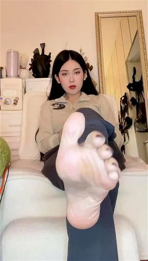 Watch from 0:00:27