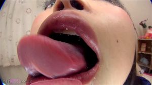 lick  kiss thumbnail