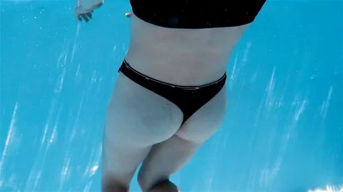 underwatershow, babe, solo female, small tits