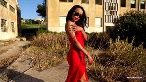 red dress thumbnail