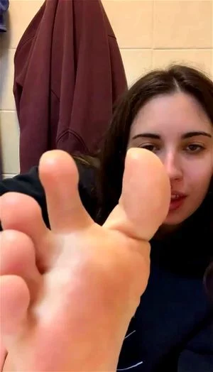 Solo Foot Worship thumbnail